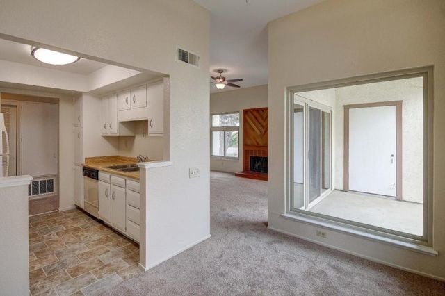 Building Photo - 2402 N Main St