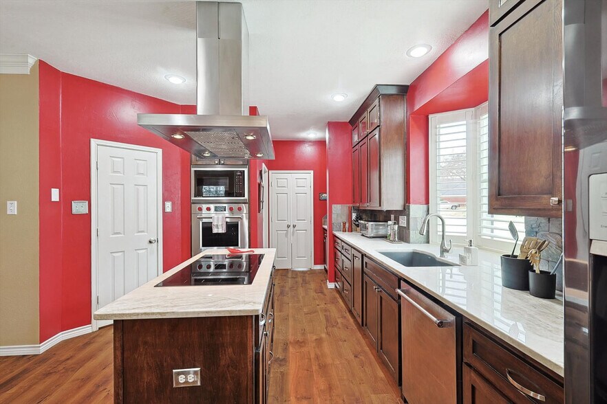 Building Photo - 2005 Glory Creek Cir