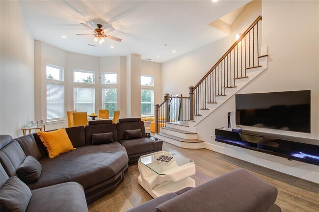 Building Photo - 2020 McGowen St