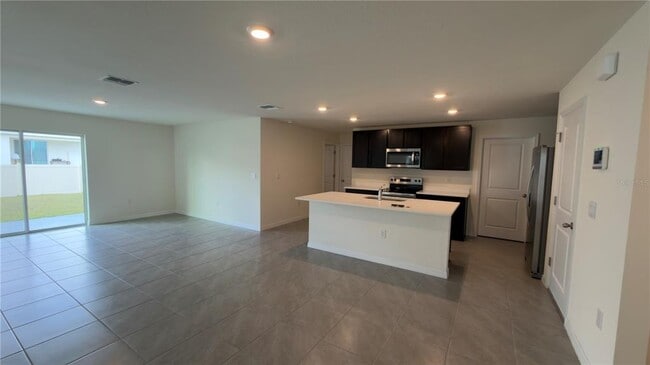 Building Photo - 8632 SW 45th Ct