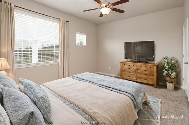 Building Photo - 3519 Summerway Dr