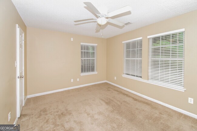Building Photo - 5320 Brickleberry Way