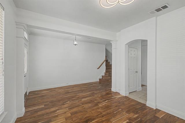 Building Photo - 6920 Willow Crest Dr