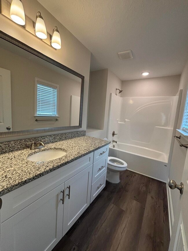 Building Photo - 1120 15th St