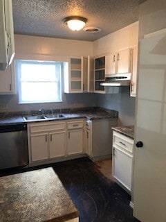 Building Photo - Beautiful 3 bedroom 2 bath home