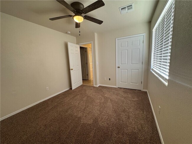 Building Photo - 5288 Tierra Linda Dr