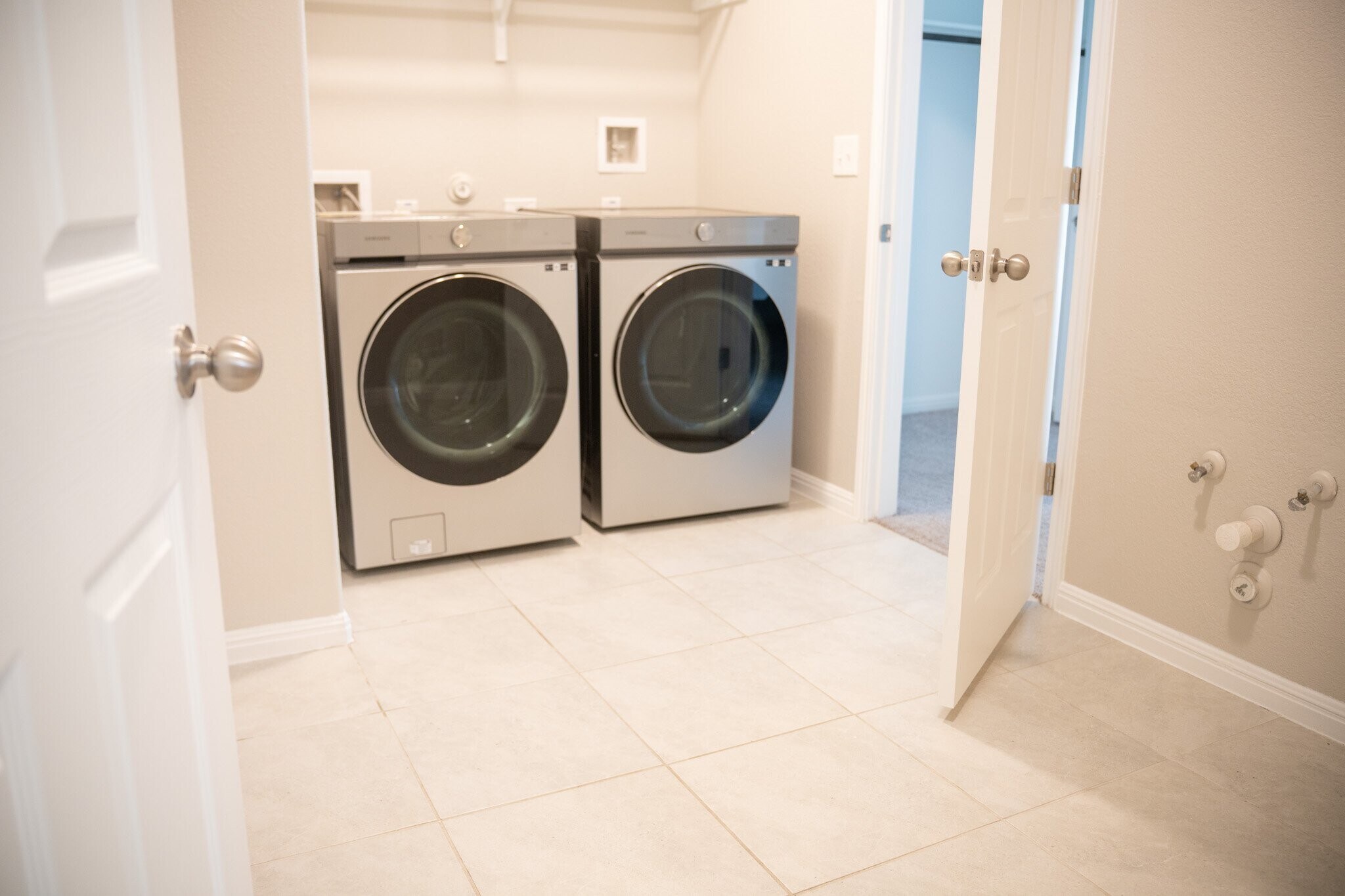 Building Photo - 532 Arrowhead Vine St