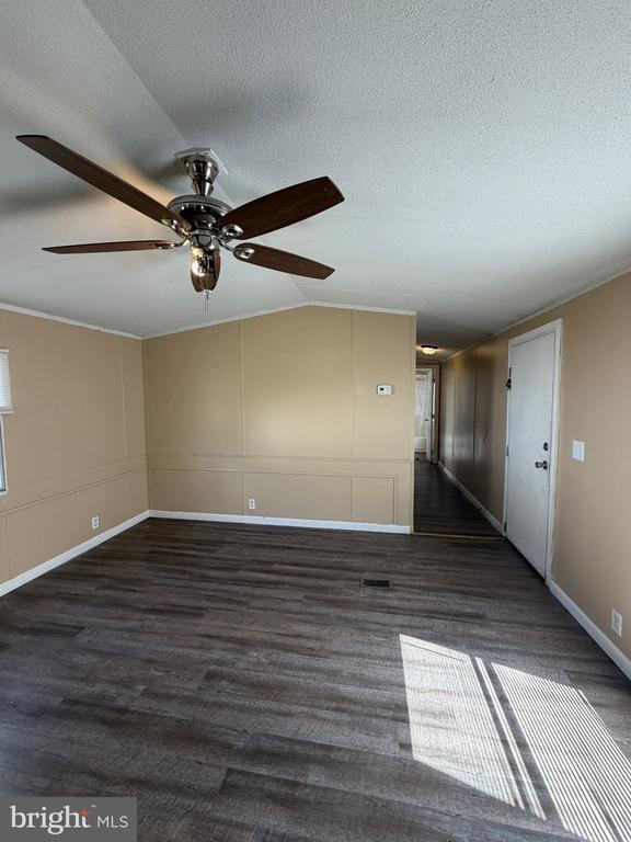 Building Photo - 97 Connector Rd