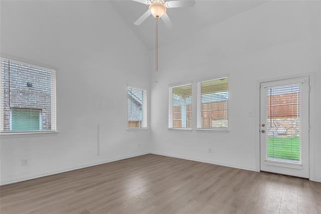 Building Photo - 2136 Sunnymede Dr
