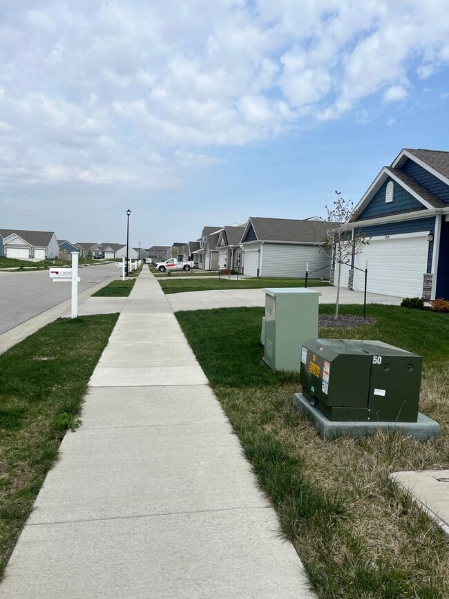 Building Photo - Fieldstone at the Crossing…3 Bedroom 2 Bath