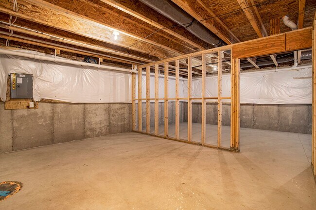 Building Photo - Immediate Occupancy with Outstanding Pricing