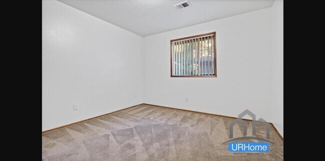 Building Photo - 426 SE 169th Ave