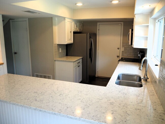 Building Photo - 3 Bed - 2.5 Bath in Flower Mound
