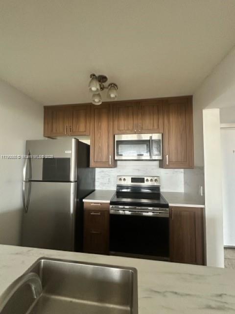 Building Photo - 8100 Geneva Ct