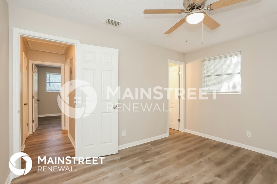 Building Photo - 5203 Chivalry Dr