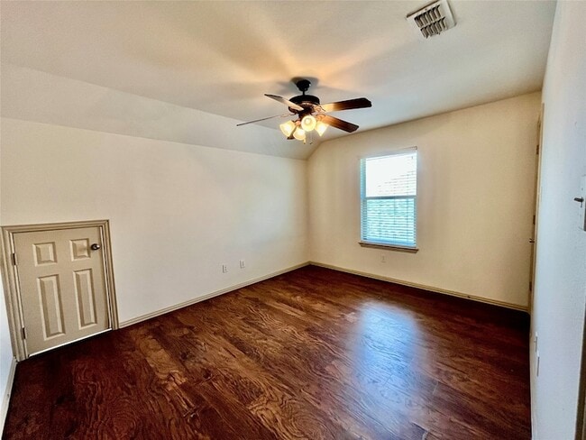 Building Photo - 1005 Tallahassee Dr