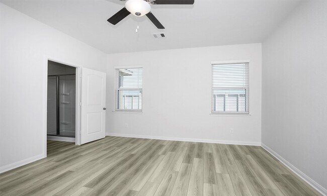 Building Photo - 451 Lone Rider Dr