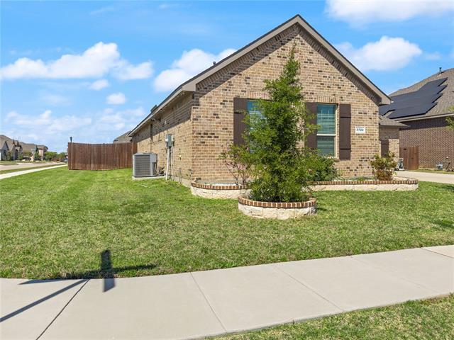 Building Photo - 3722 Autumncrest St