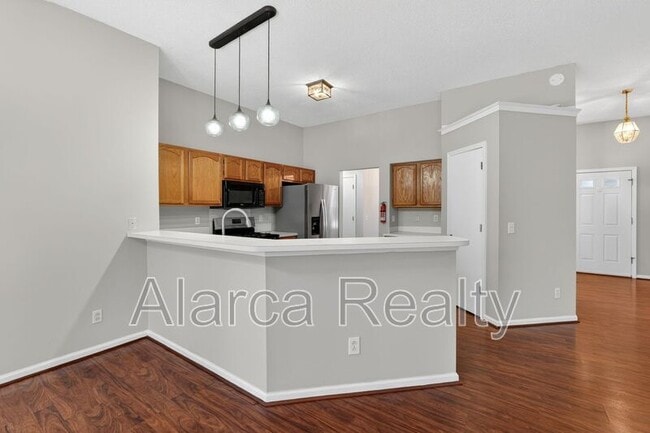 Building Photo - 11025 Scrimshaw Ln