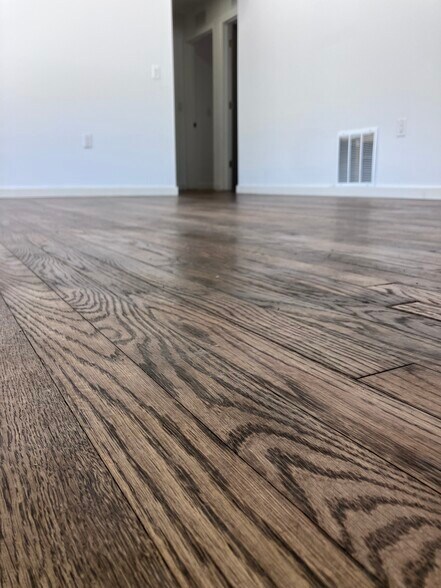 Building Photo - 21781 Logue Ave