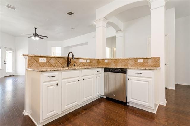Building Photo - 918 Mangrove Dr