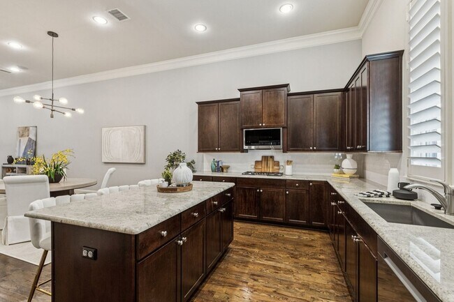 Building Photo - 2138 Aylesport Dr