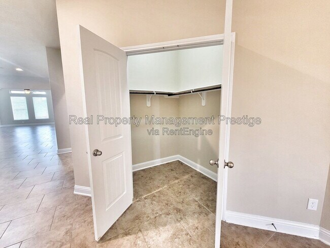 Building Photo - 4820 Piares Ln