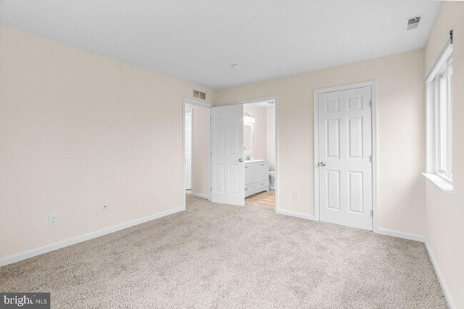 Building Photo - 408 Stockton Ct