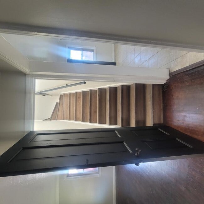 Building Photo - 13500 Crossburn Ave