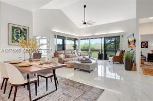 Building Photo - 7616 Elmridge Dr