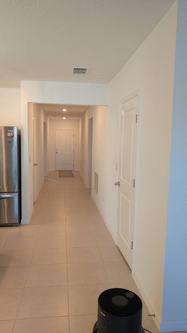 Building Photo - 3830 Capri Coast Dr