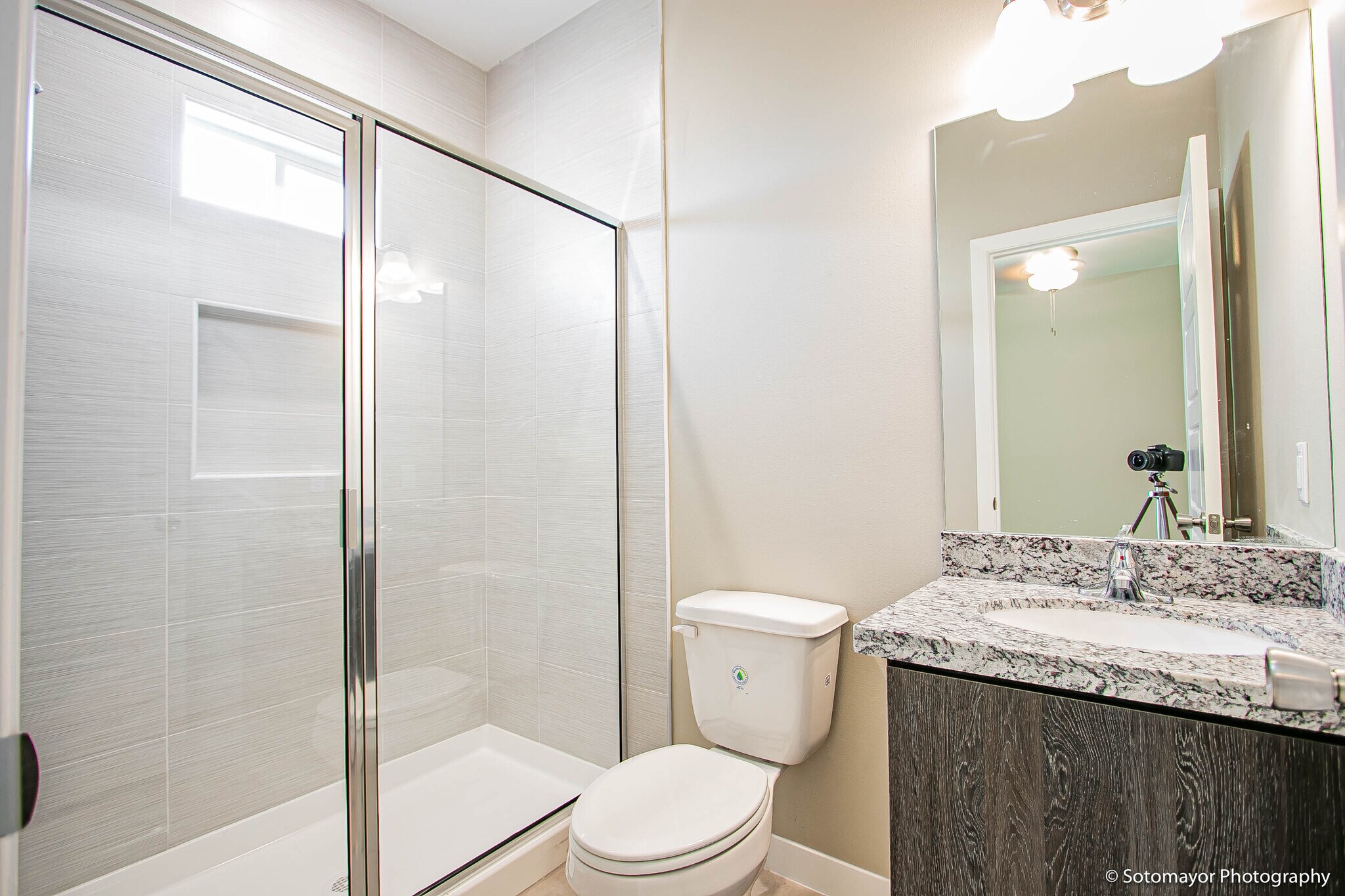 Building Photo - 3424 Golden Nugget