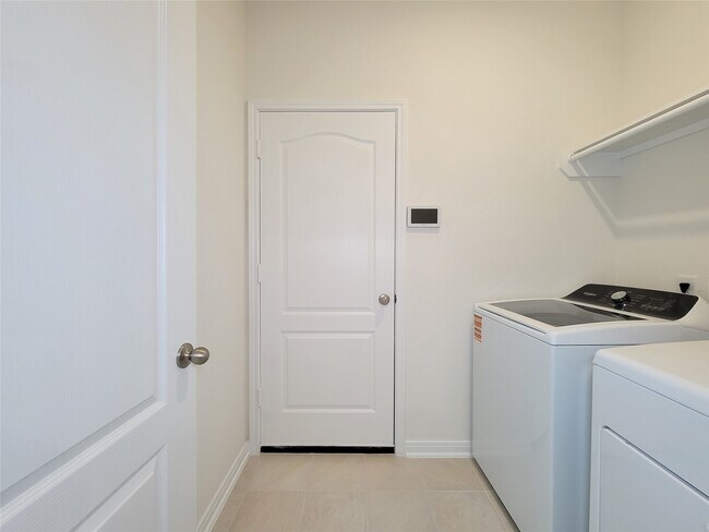 Building Photo - 2809 Cordova Hl Dr