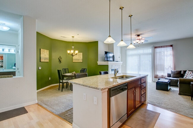 Dining/Living Room - 13456 Via Varra