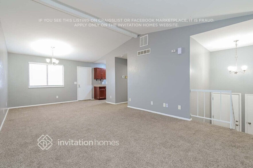 Building Photo - 3922 S Pagosa St