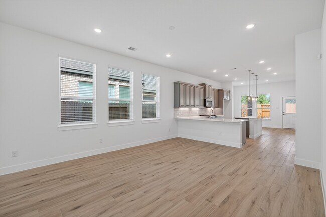 Building Photo - 648 Crested Duck Ct