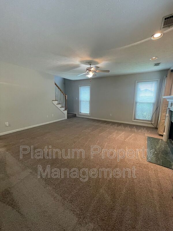 Building Photo - 1020 Twin Brook Ct NW