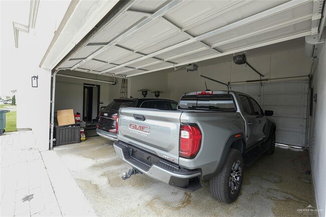 Building Photo - 21 Union Ct