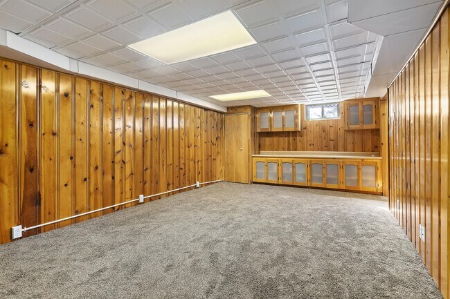 Building Photo - 3156 S Metropolitan Way
