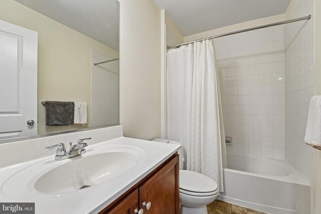 Building Photo - 5733 Nicken Ct