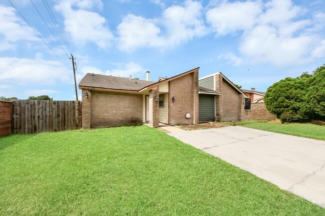 Building Photo - 5444 Ridge Wind Ln