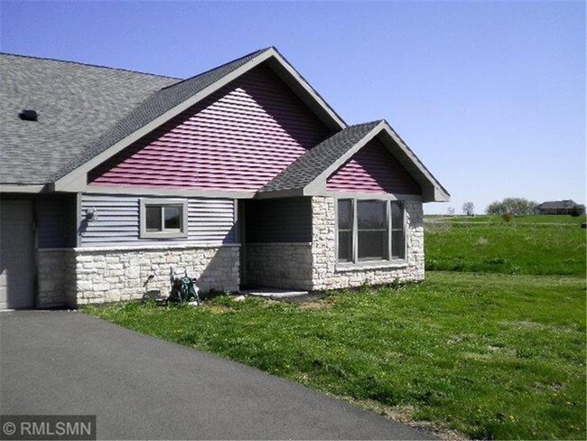 Building Photo - 1300 146th Ave