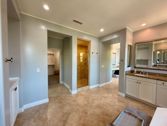 Building Photo - 2327 Kyanite Pl