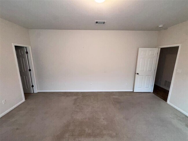 Building Photo - 11909 Timber Heights Dr