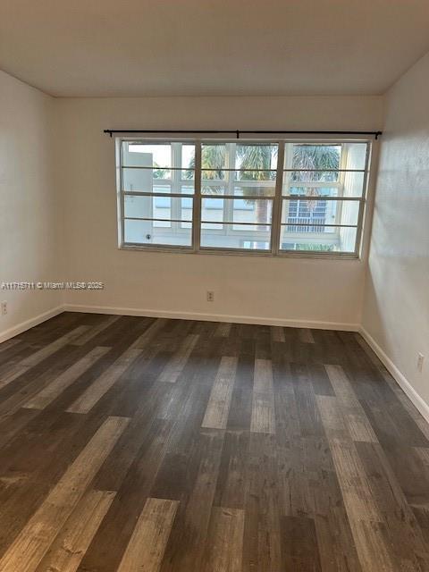 Building Photo - 1333 E Hallandale Beach Blvd
