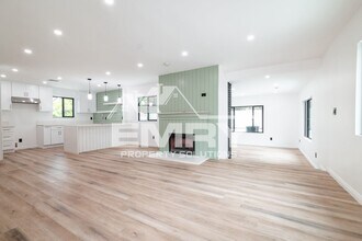 Building Photo - 3 Bed 2 Bath House For Rent Arrington Ave Downey