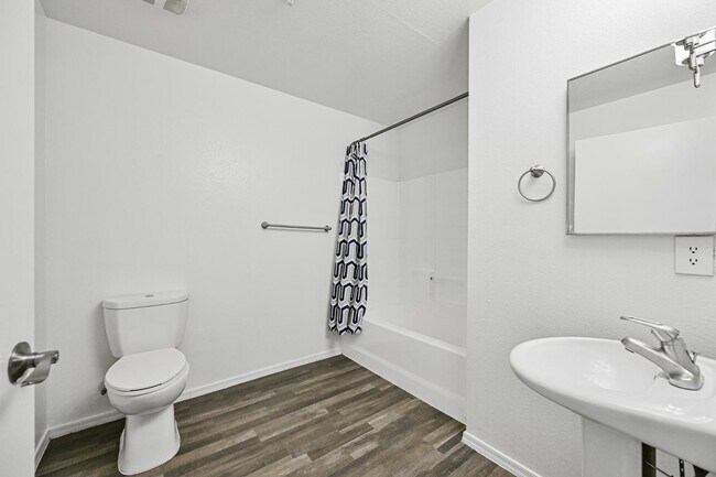 Building Photo - 3065 N 67th Ave