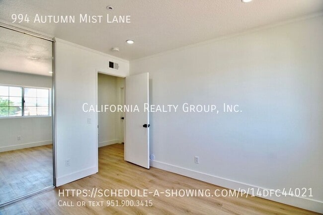 Building Photo - 994 Autumn Mist Ln