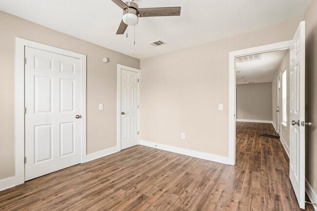 Building Photo - 3822 Lila St