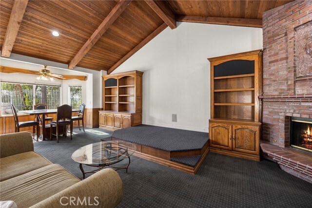 Building Photo - 4885 Via Del Cerro